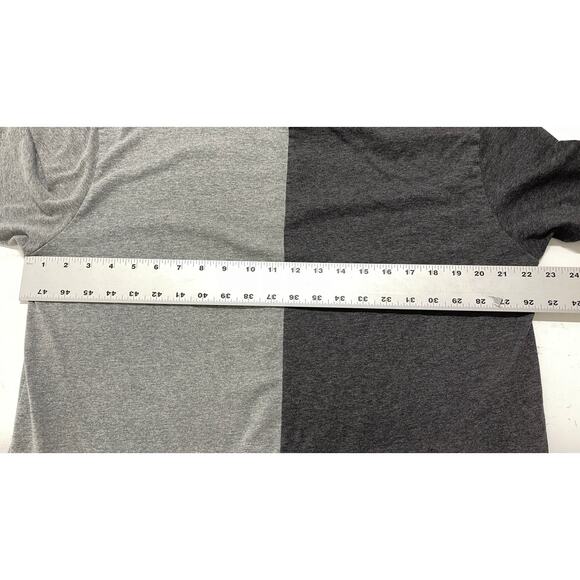 Marvel Avengers Infinity War Gauntlet Tee Shirt Adult Size XL Black Gray Comics - Picture 4 of 5